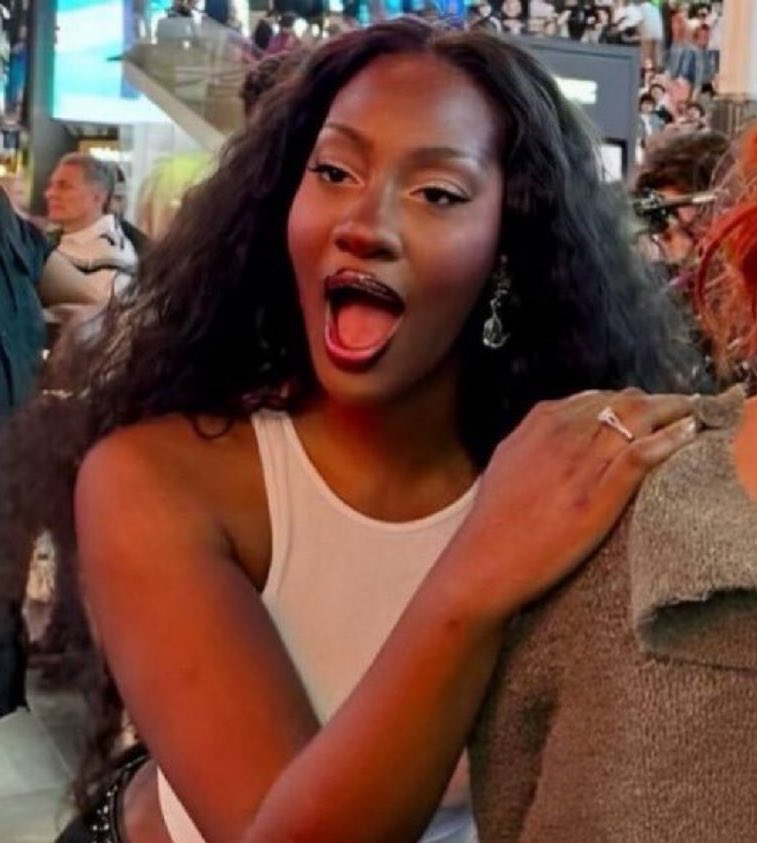 RUTH 🇨🇦 tweet media