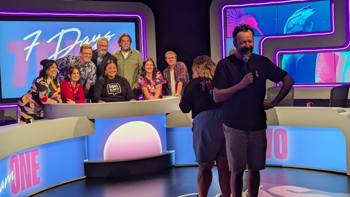 Alex Burgess tweet media