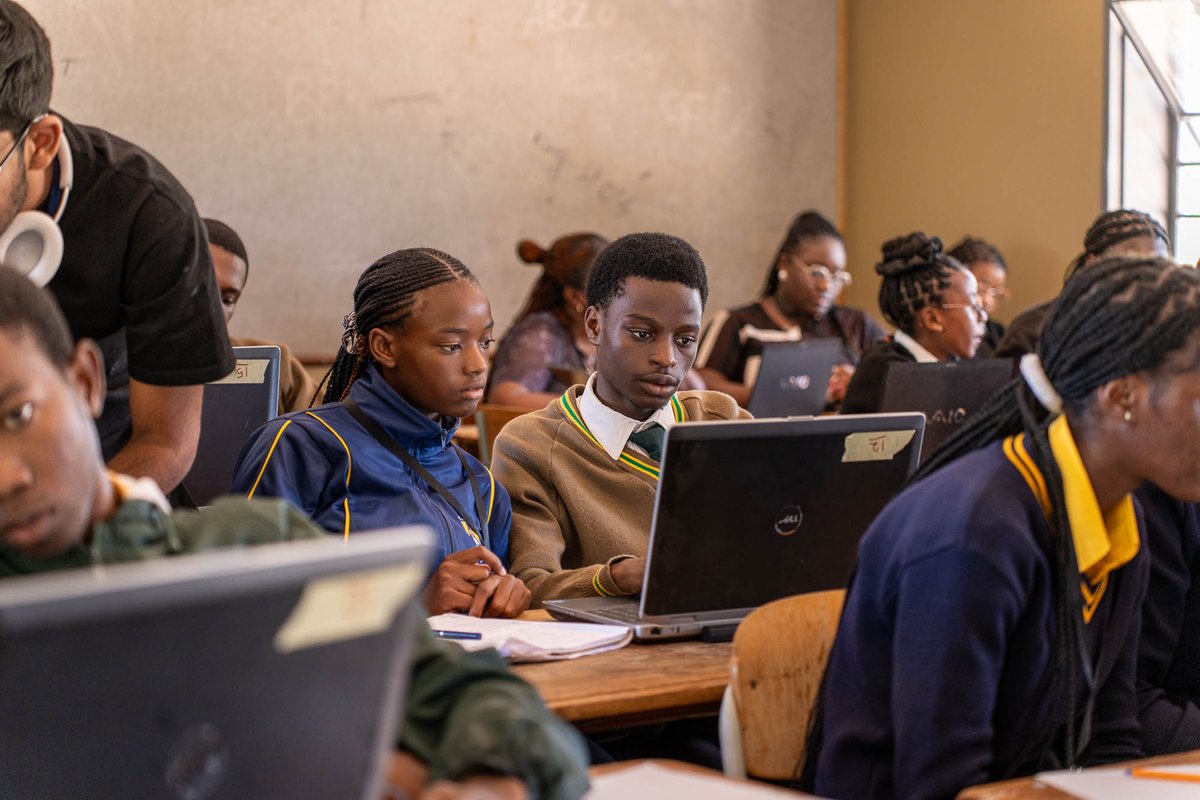 Ngazetungue Muheue tweet media