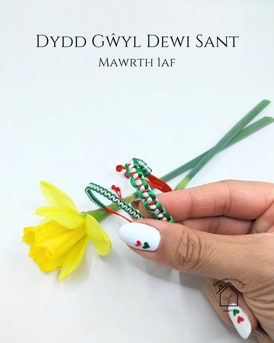 Danvers Cottage Crafts tweet media