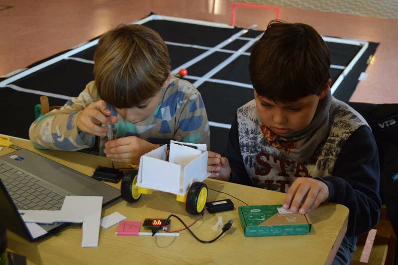 Codelearn tweet media