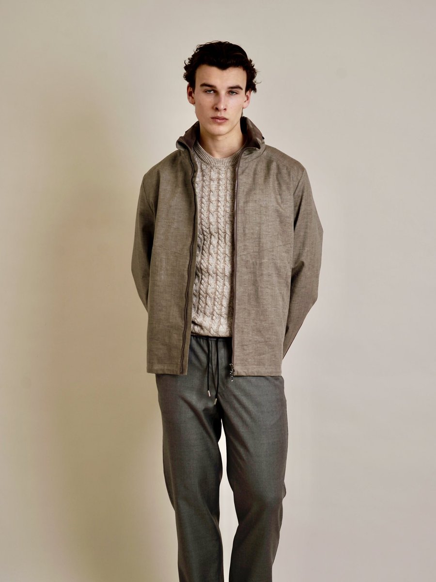 StephanMientus's tweet photo. SEASE bei mientus -
die neue Kollektion der Familie Loro Piana
https://t.co/tRVnF69epT
#mientus #berlin #sease https://t.co/jRtOaocyQi