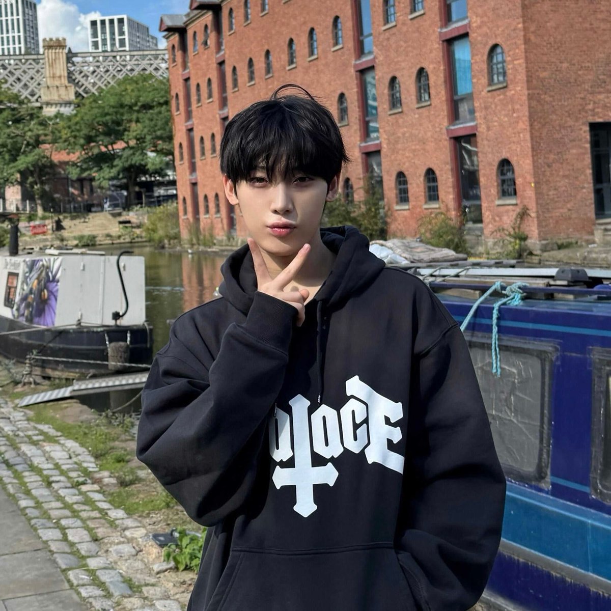 누비 tweet media