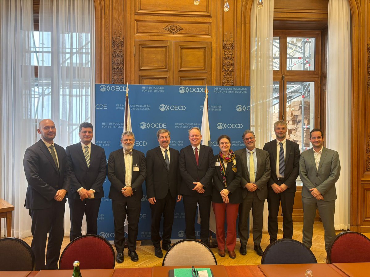 Business at OECD tweet media