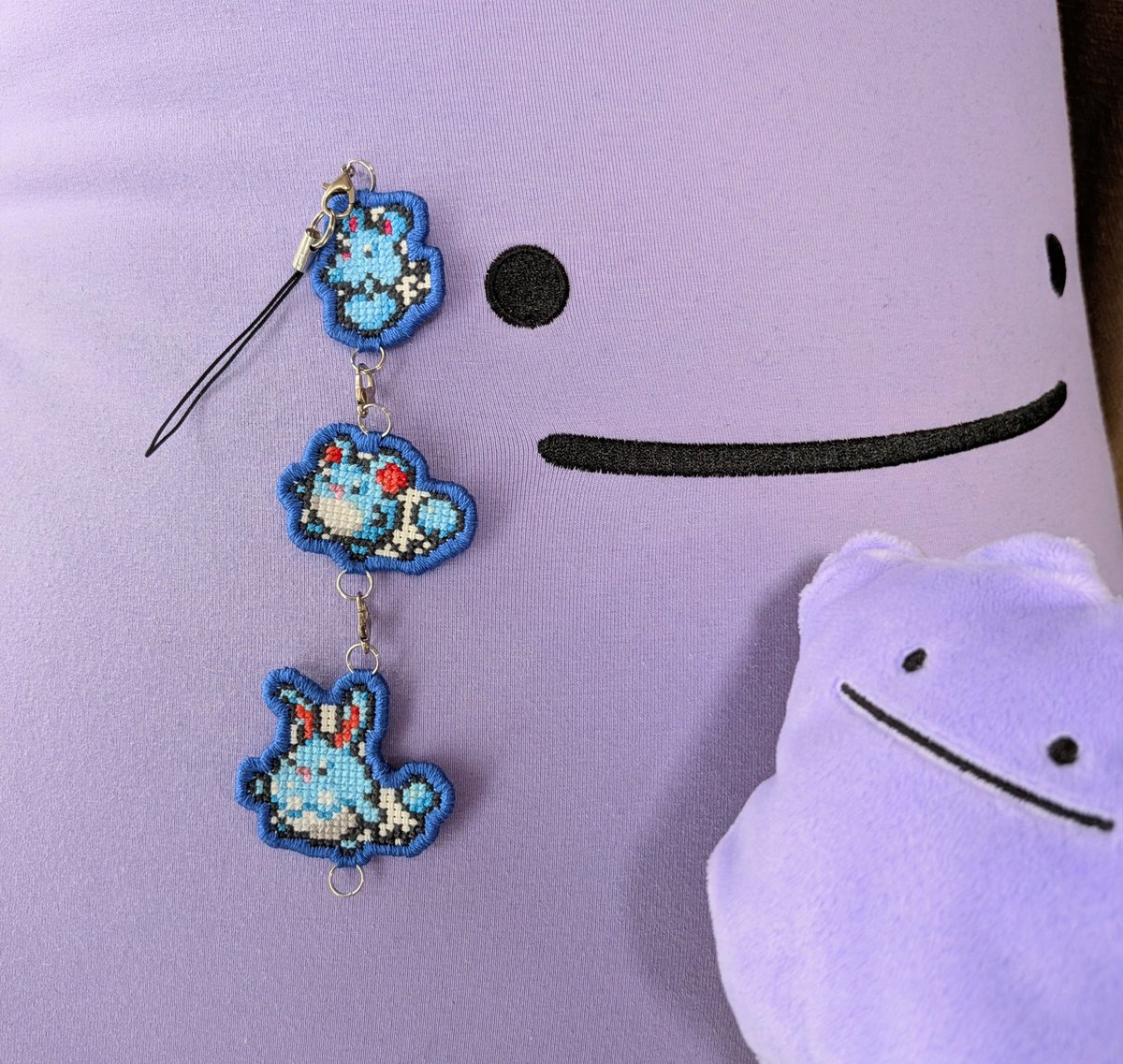 ルリリ、マリル、マリルリを刺繍してストラップにしました🪡