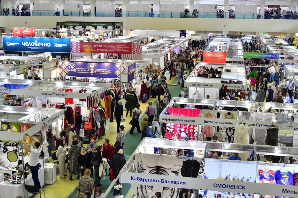 mfa_russia's tweet photo. 💬 #Zakharova: From March 4-8, #Moscow's Gostiny Dvor will host the Russian folk arts & crafts exhibition “#LADYA. Spring Fantasy-2026”.
🪆 Its main goal is cultural enrichment, strengthening interethnic harmony & reinforcing the bonds of friendship among the peoples of Russia. https://t.co/S3NLEfTsZj