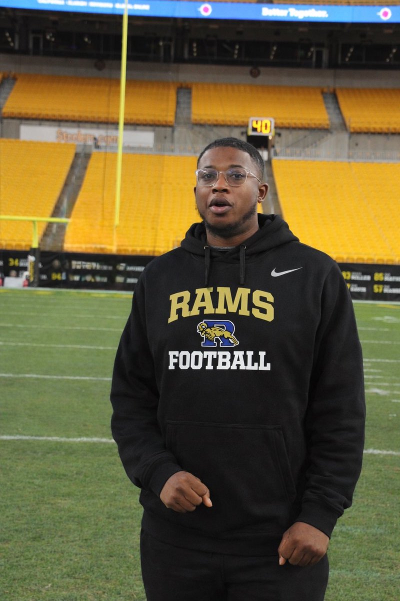 Coach Brown Jr 🫶🏾🏈 tweet media