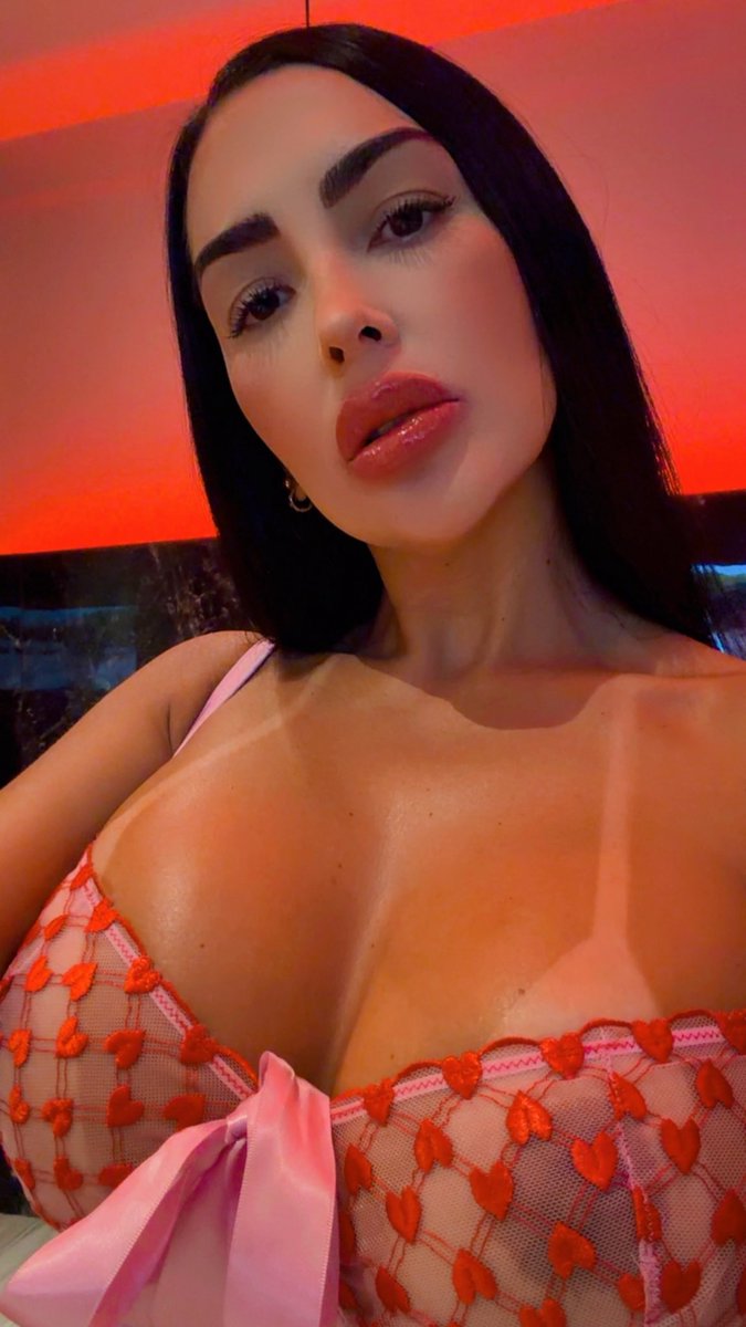 FerretyJo tweet media