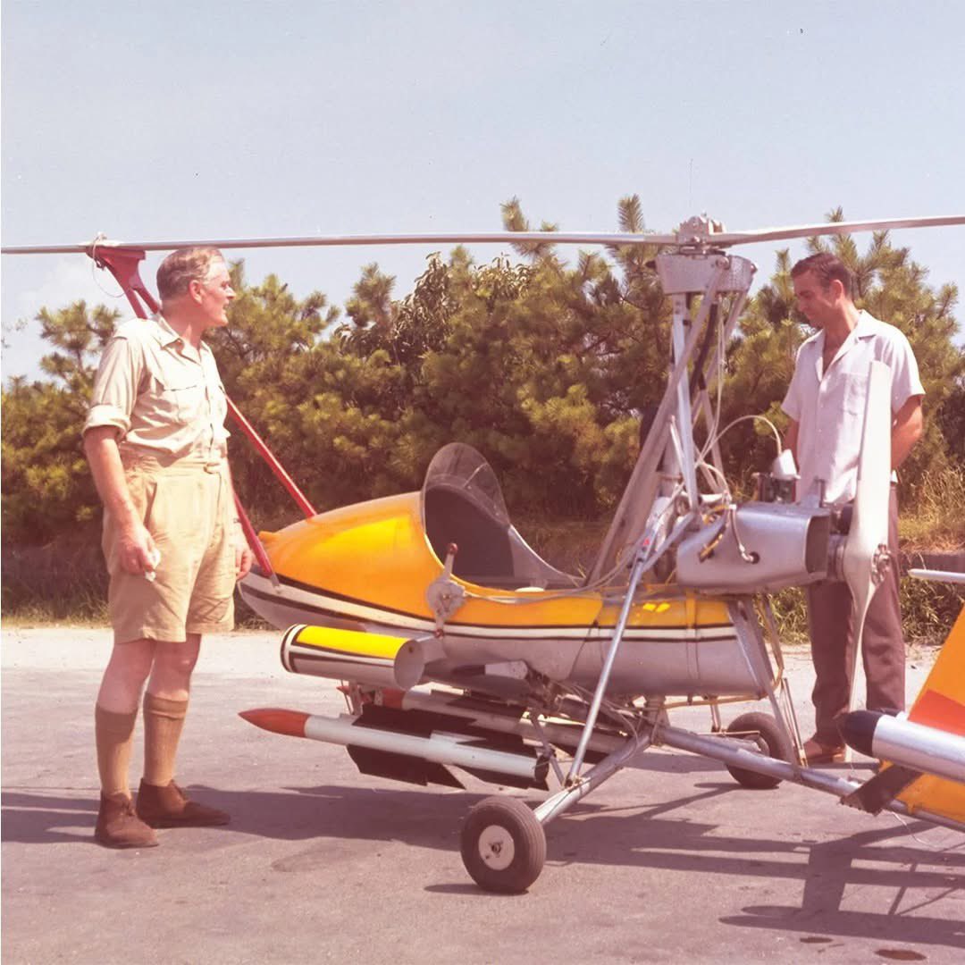 Little Nellie - the #jamesbond mini helicopter gadget 🙌🙌🙌