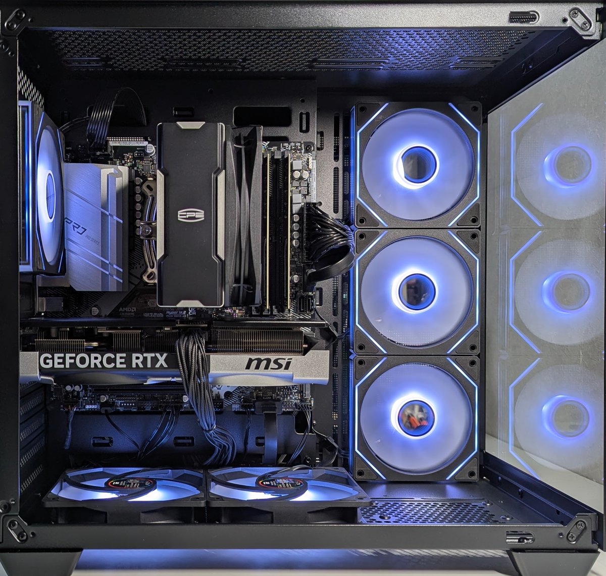 RTX5070 【ららぽーとゲーミングPC】Ryzen7 5700x