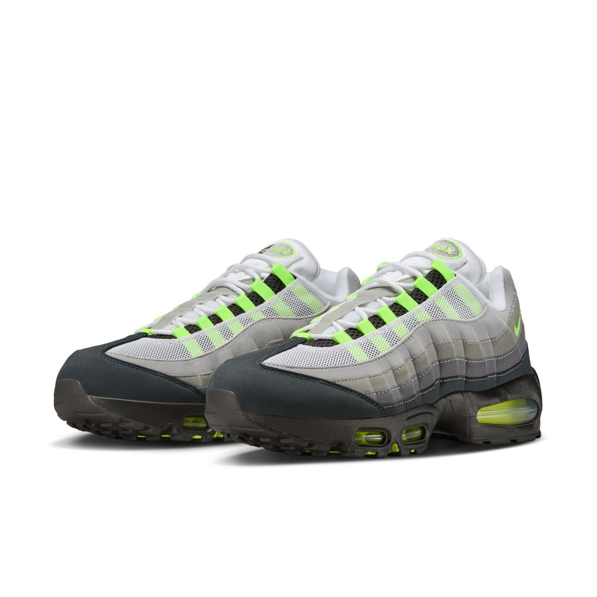 Sneaker4life tweet media