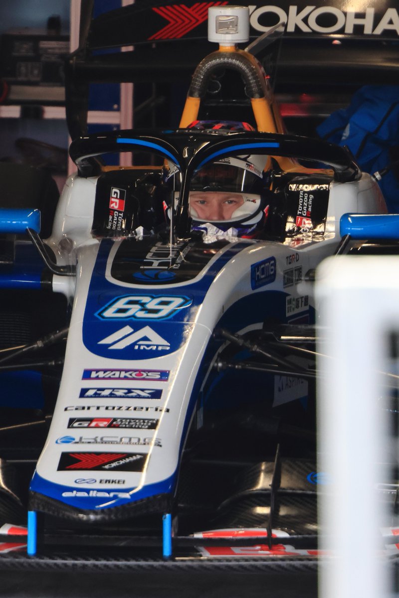 v1xtPzBAbN92978's tweet photo. 今日は、ロバンペラ選手をたくさん撮影できました♪
応援しています!
#SFormula
#スーパーフォーミュラ
#KR69
@KalleRovanpera https://t.co/08hCbI9Hl7