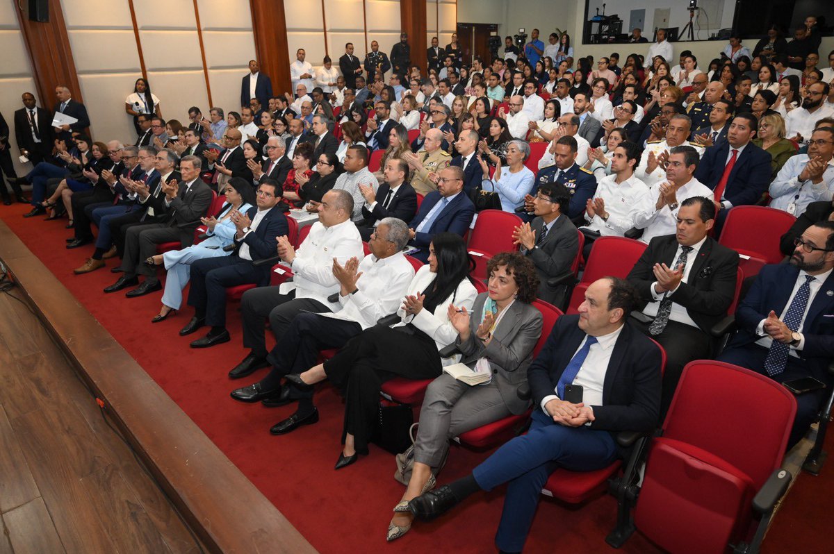 El #TCRD realizó la sexta edición de la Cátedra Juan Pablo Duarte: Democracia Constitucional, con la conferencia «Soberanía, Constitución y derecho internacional: una relación necesaria» dictada por el ministro de Relaciones Exteriores, Roberto Álvarez.