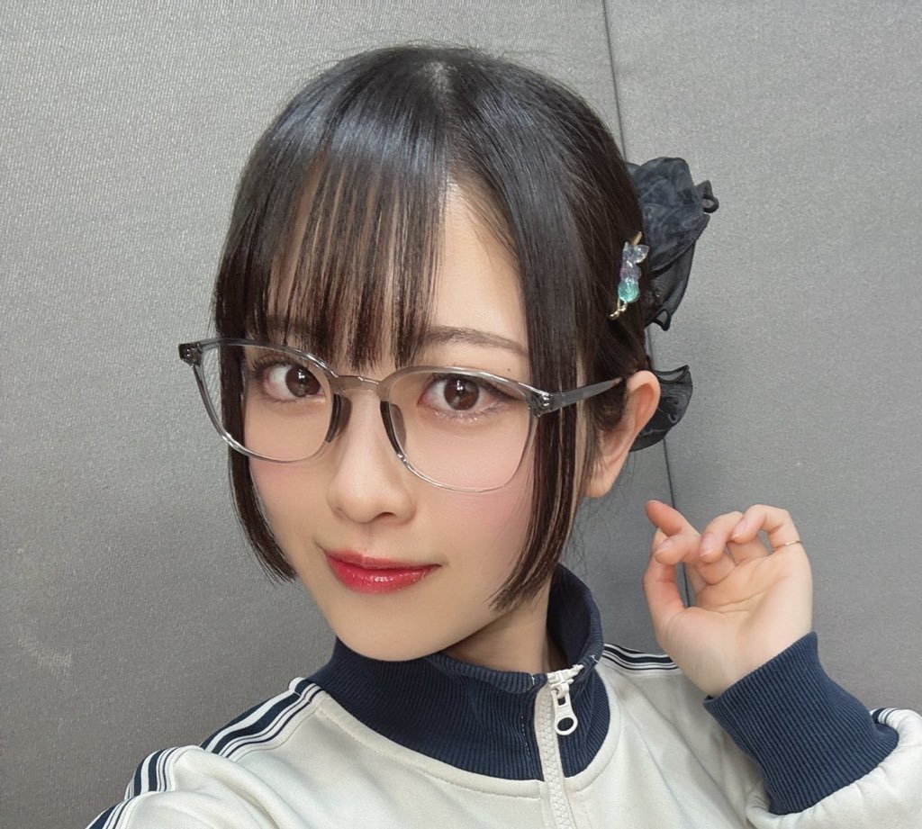 nooy159357's tweet photo. Sっ気ある目つき好き…💕💕💕頭では真摯に応援したいのに…そんな笑顔を向けられたらすぐ固まっちゃう…💕💕💕💕 https://t.co/uGXknJ6z4T