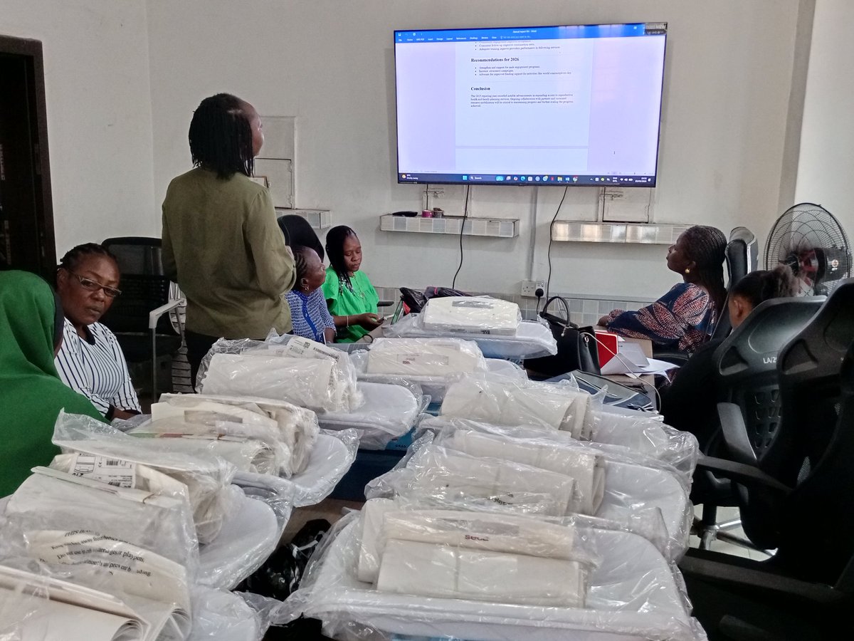 Health District04 tweet media