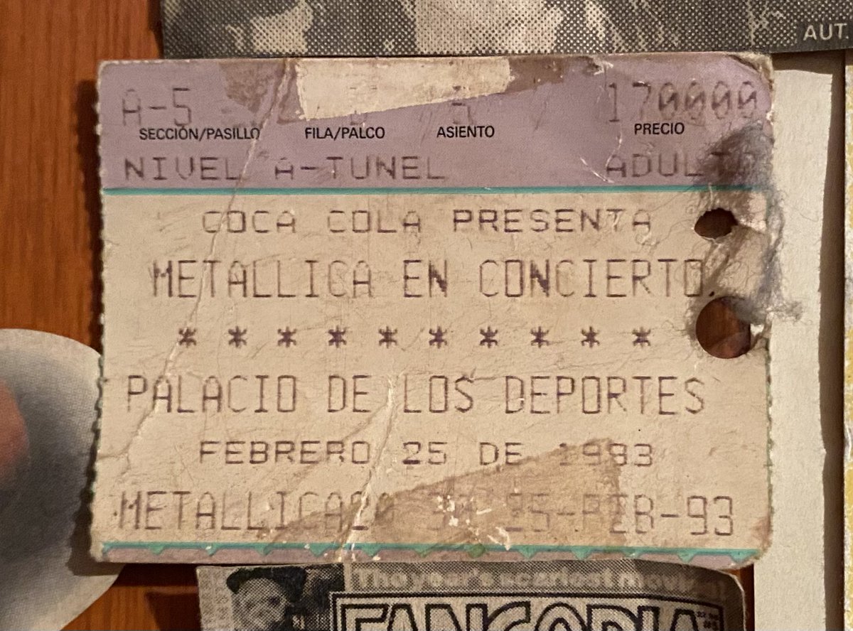 canchavirtual's tweet photo. @ivannieblas Como olvidar ese desplegado gigante en El Universal. https://t.co/HxIFo7zMaa