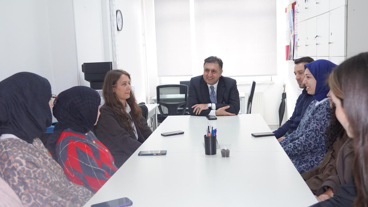 🔶 İl Millî Eğitim Müdürümüz Murat Mücahit Yentür, Beyoğlu Piyalepaşa İlkokulumuzu ziyaret ederek öğrenci ve öğretmenlerimizle bir araya geldi.

<a href="/tcmeb/">Millî Eğitim Bakanlığı</a> <a href="/Yusuf__Tekin/">Yusuf Tekin</a> <a href="/MucahitYentur/">Murat Mücahit Yentür</a>