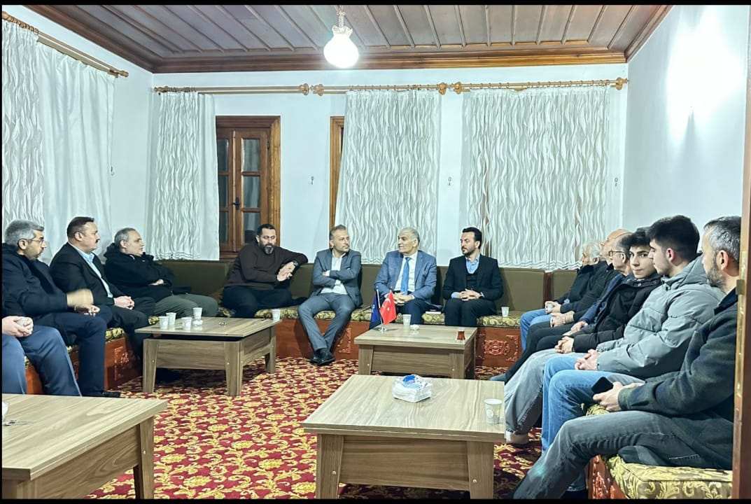 ensarankaraa's tweet photo. Ensar Vakfı olarak düzenlediğimiz “Sözün İzinde Ensar Buluşmaları” programımıza katılarak bizleri onurlandıran Talim ve Terbiye Kurulu Üyesi Sayın Mehmet Baki Öztürk’e gönülden teşekkür ediyoruz. https://t.co/hE2QCLbm7H