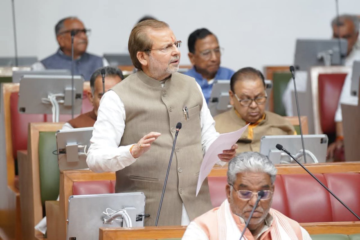 Dr. Arvind Sharma Cabinet Minister(मोदी का परिवार) tweet media