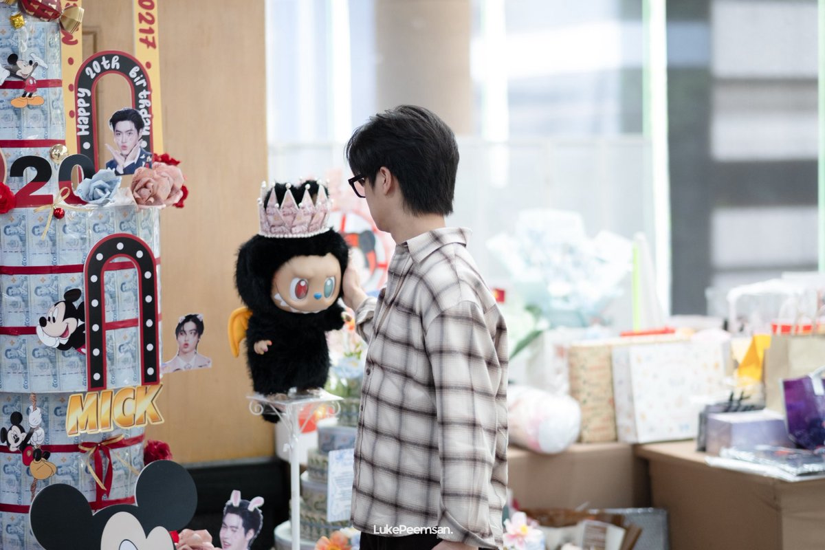Lukeso_Official's tweet photo. มีเด็กแอบซน ^^🦊🩵
🖇️ https://t.co/nJCgXrOJQ3
METAS DAY STAY TOGETHER
#MetasSphere2026
@lukepeemsan
#lukeso_ #LukeMick #ลูคภีมสรรค์ https://t.co/TfsHgZoOKS