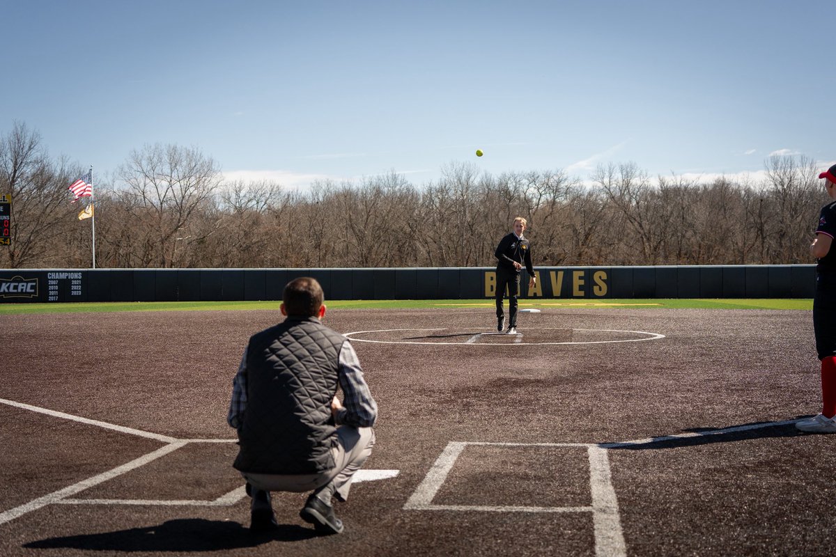 Ottawa Braves Softball tweet media