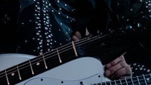 Lyingsulfur's tweet photo. DEWS HAND ON PHANTOMS HEAD, RAIN ON DEWS SHOULDER, PHANTOM GRIPPPPING DEWS WAIST I FEEL CRAZY https://t.co/rxoZldJTmf