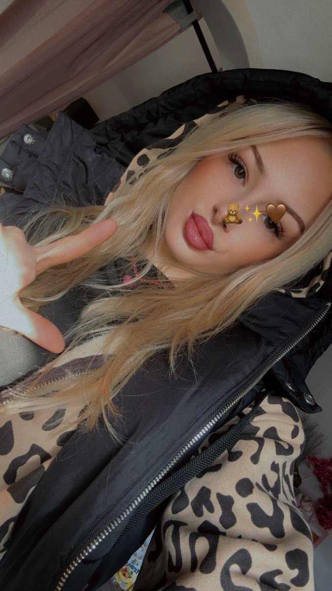 Ich gehe jetzt in die Stadt und du Loser kommst dafür auf.😌 
|#Findom #Goddess #Geldherrin #CashCow #HumanWallet #Paypig #findomloser #Geldsklave #Zahlsklave #Paydog #Geldschwein #HumanAtm #Feet|