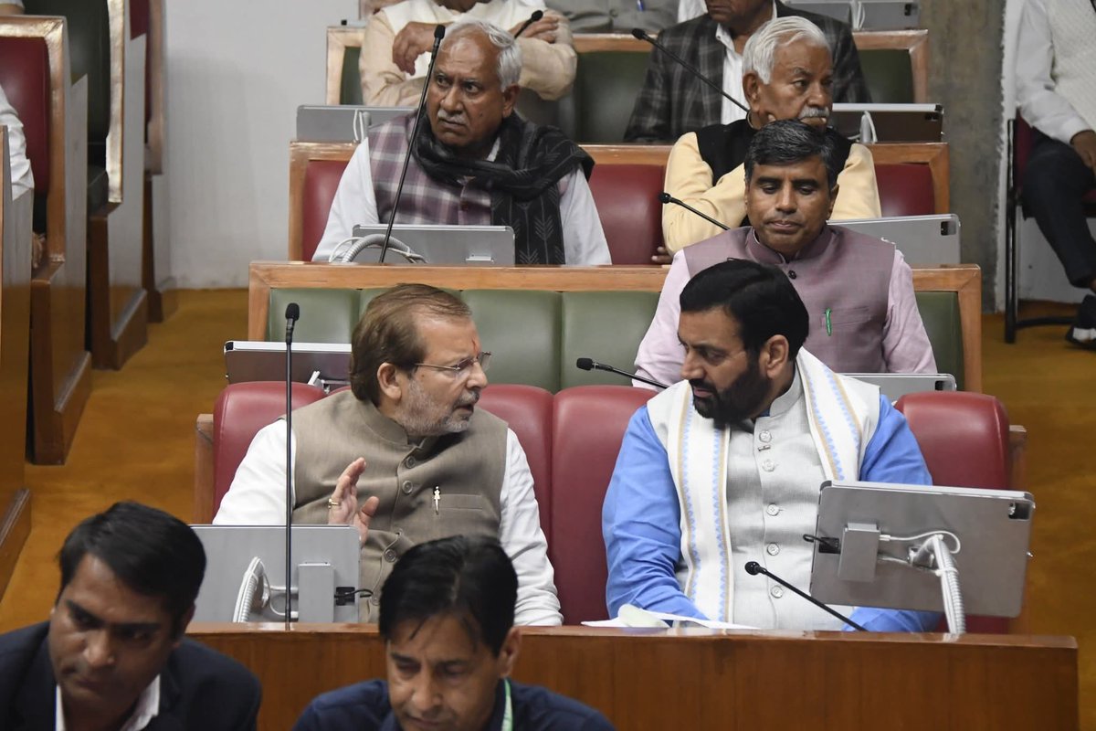 Dr. Arvind Sharma Cabinet Minister(मोदी का परिवार) tweet media