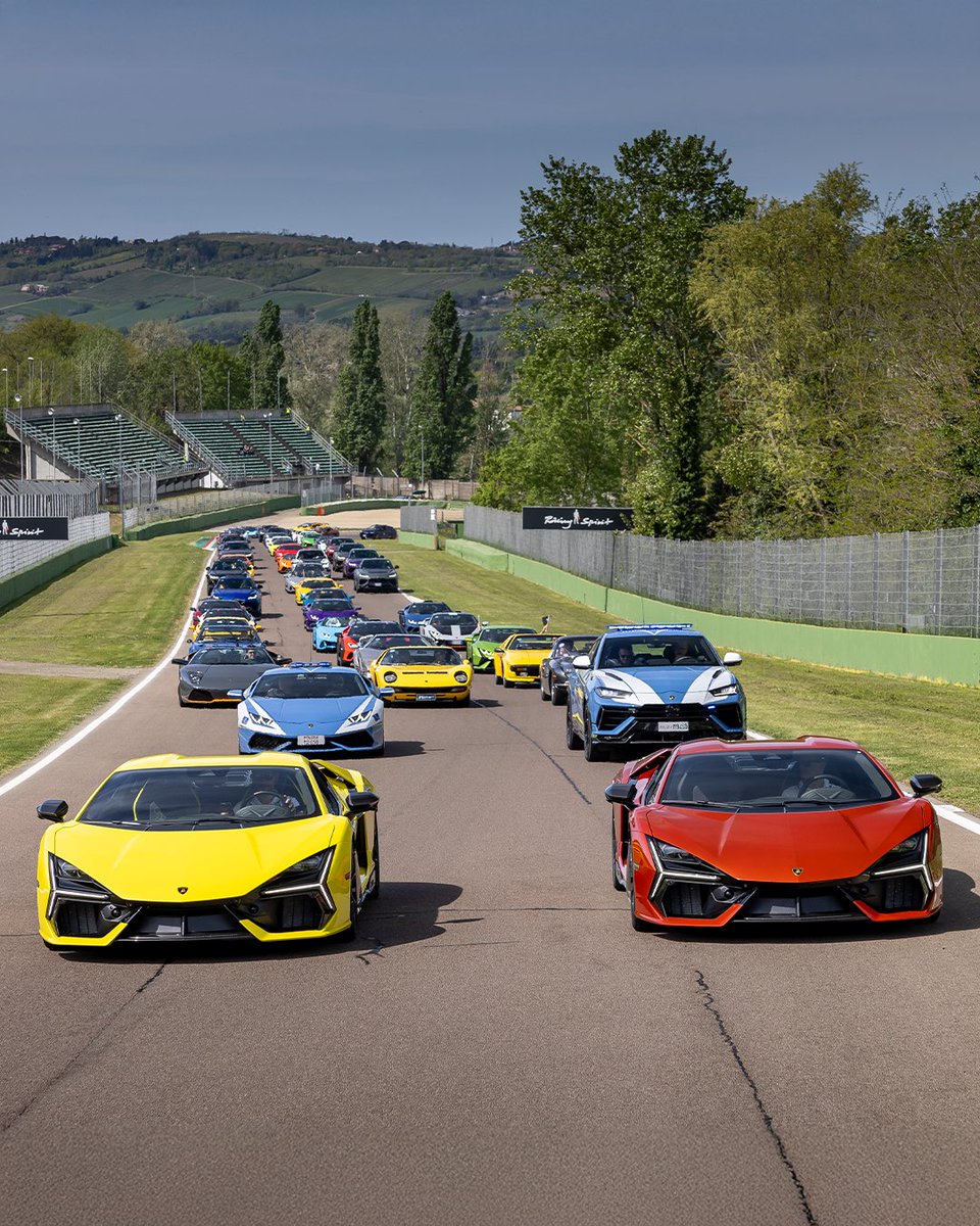 Lamborghini tweet media