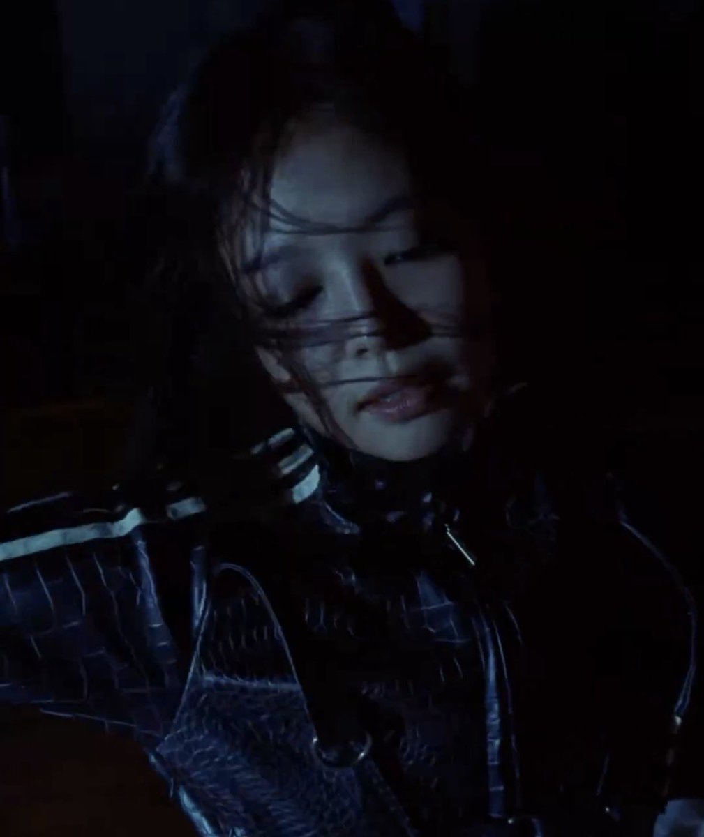 JENNIE x ADIDAS SUPERSTAR