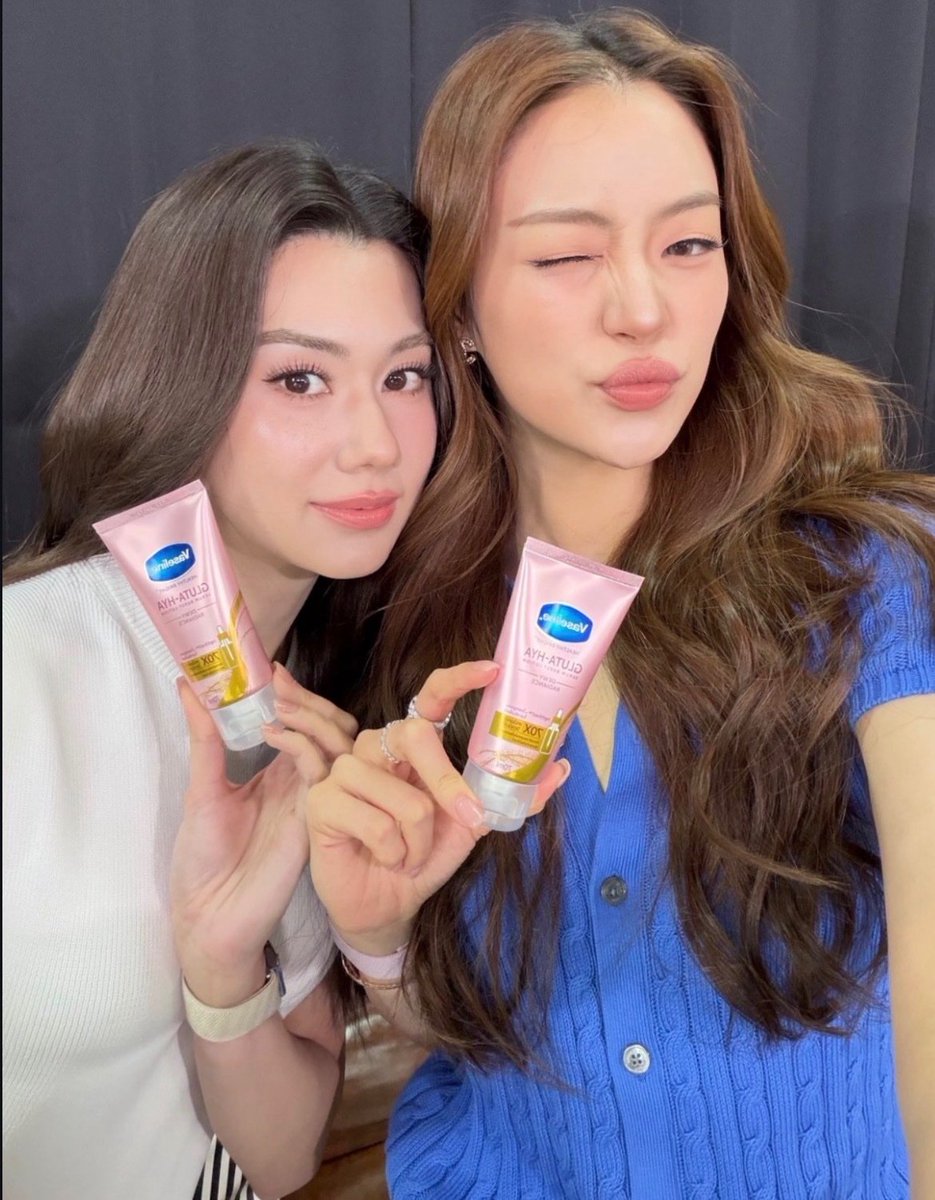 Será  que siguen haciendo otro corto como el de Vaselina?
Decretemos

LenaMiu #ลีน่าหมิว #lalinalena #MiuNatsha