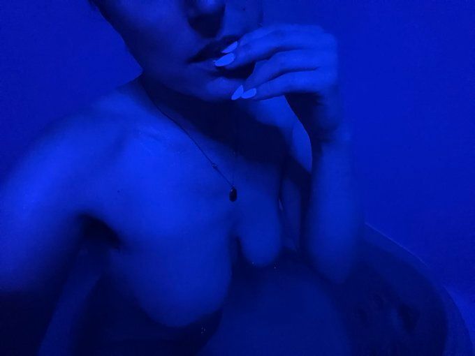 𝒱𝑒𝓇𝒶 𝐿𝑒𝑜𝓃𝑒 - Int’l Wxm Mystery tweet media
