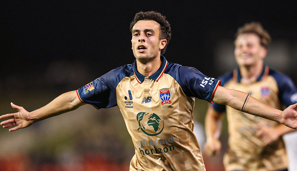 Bundesliga, Serie A and MLS clubs are interested in Newcastle Jets' young Australian midfielder Alex Badolato 🇦🇺

📝: <a href="/JamesDodd89/">James Dodd</a>

#ALeague