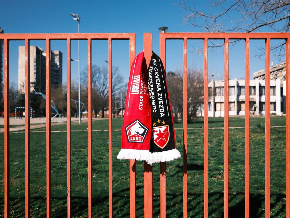 Lillefrenchspp's tweet photo. 🚨 H-2 avant le coup d’envoi !

Tous ensemble derrière le LOSC 🇲🇫 🔴⚪️
Fiers. Forts. Féroces.

#AllezleLOSC https://t.co/gzLQbITcaR