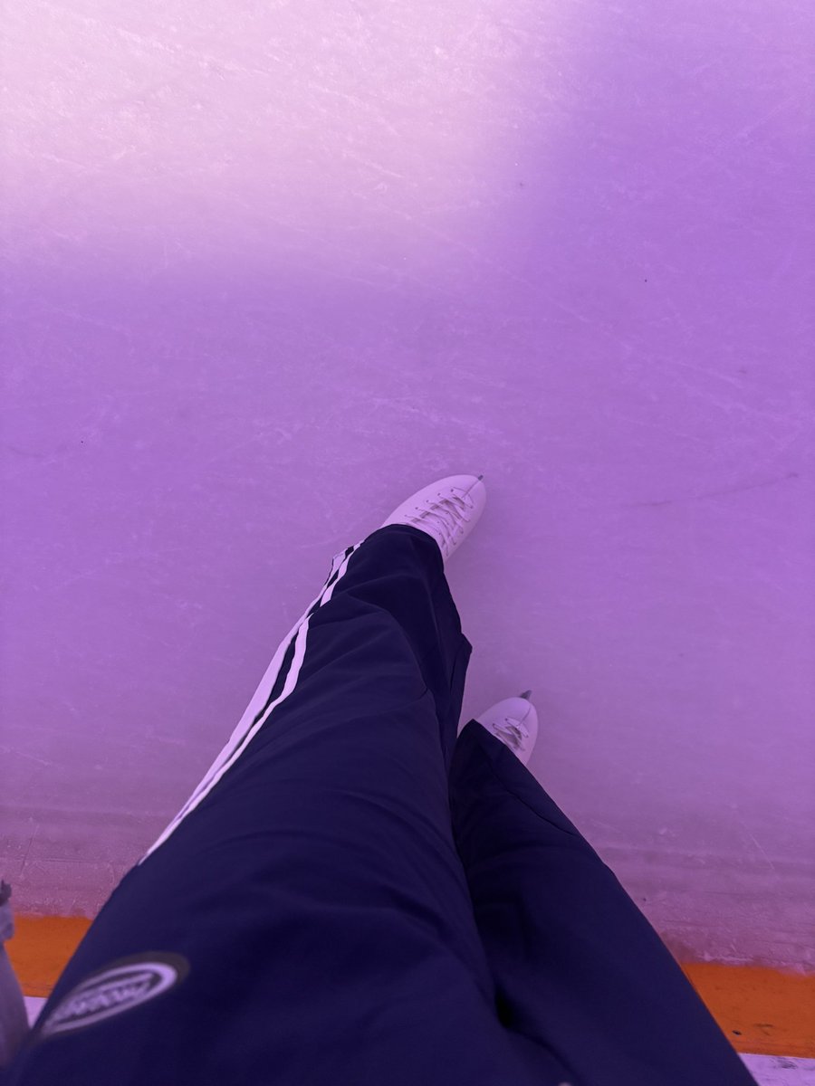 𝓃𝒾𝓃𝒾𝒸́ 🫧 - future bride!! 👰🏼‍♀️ tweet media