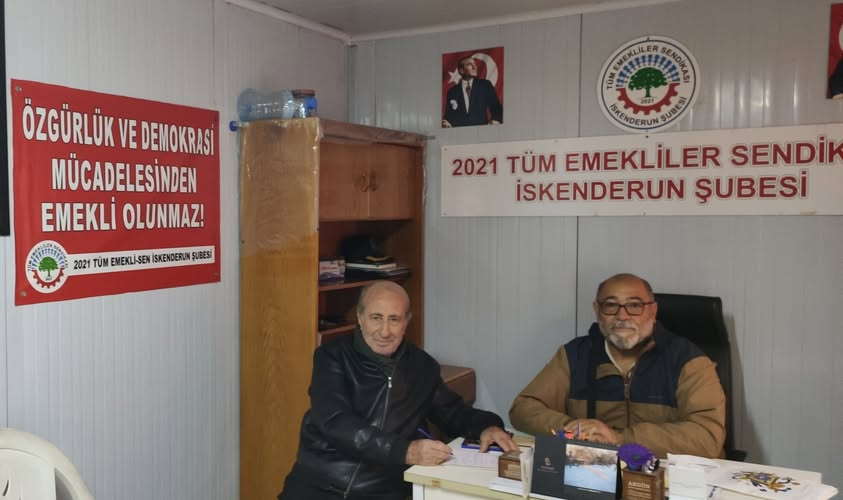 2021Sen35888's tweet photo. Mustafa çankaya/2021 Tüm Emekli Sen İskenderun Şb Bş
Sendikamızın 397. Üyesi Selim Yasar  abimiz oldu.
Namı diğer Sarı Selim.
Aramıza hoş geldin Selim abi. https://t.co/cOrr2EHbh6