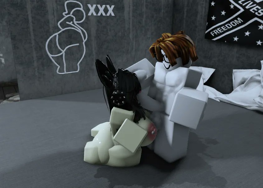 EriMop1's tweet photo. กลับมาทำสักหน่อย (โดนกระต่ายข่มขืน) #rosex #rr34 #robloxcondos #robloxcondo #robloxcondoth #robloxcondothai https://t.co/GYkAOW2X0s