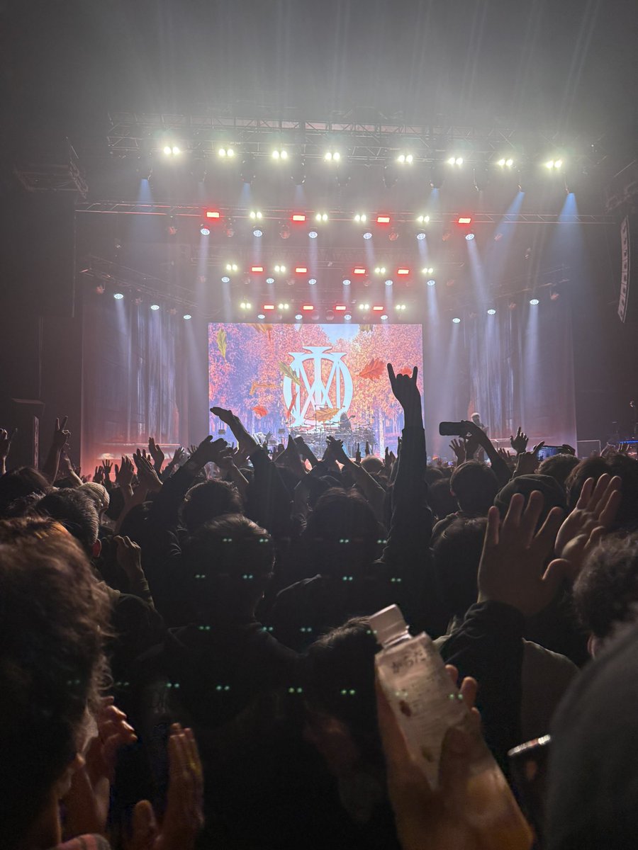 Nchan_ok's tweet photo. ドリムシ最高だった❣️
2日目も行って本当に良かった😢❤️
こんなに音が良いライブ初めて🥺✨
Take the time はdream theater好きになるきっかけになった曲だから嬉しすぎて涙でた😭
a change of seasonsも聴けるなんて
本当に最高だた〜〜〜🥺🫶 https://t.co/4WHTnVqRHI