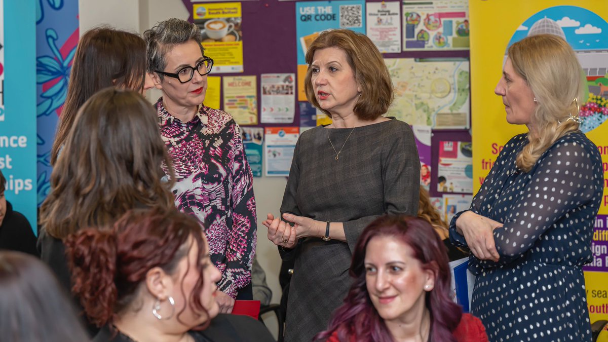 Laura Popescu tweet media