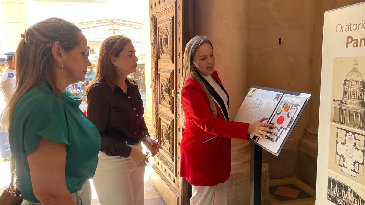 itaipuparaguay's tweet photo. 🏛️ En la explanada del Panteón Nacional de los Héroes se lanzó oficialmente “Revive la Historia del Paraguay – Un Tour para Todos”, el primer circuito turístico accesible e inclusivo de Asunción, que integra al Panteón y a la Casa de la Independencia. Esta iniciativa contó con la participación de profesional de ITAIPU.

🏛️ La Lic. Lorena Brítez, de la Asesoría de Turismo, presentó la propuesta, la cual fue seleccionada y financiada por la Secretaría Nacional de Turismo (Senatur) tras una evaluación técnica. El recorrido incorpora rampas, sistema Braille, imágenes 3D y contenidos digitales accesibles mediante códigos QR, entre otras innovaciones, promoviendo un modelo pionero de turismo inclusivo en el país.

Leé aquí 👉  https://t.co/V60r2QaUys