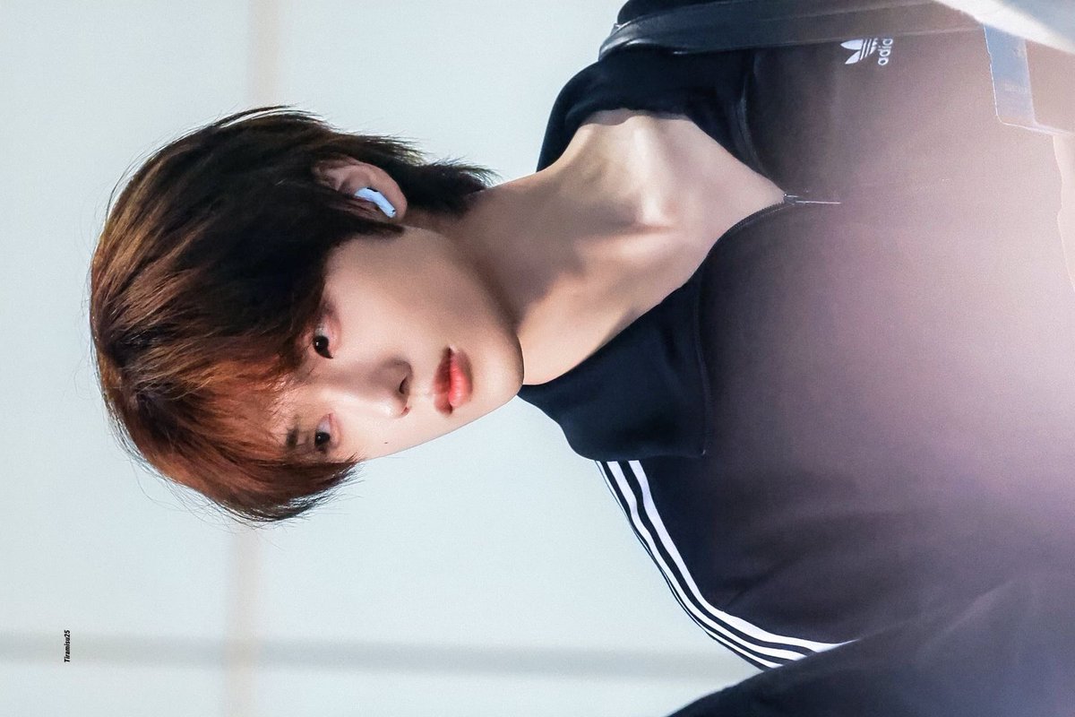 s0_0b0211's tweet photo. 따뜻한 지성 분위기 https://t.co/c3ypYkwXQy