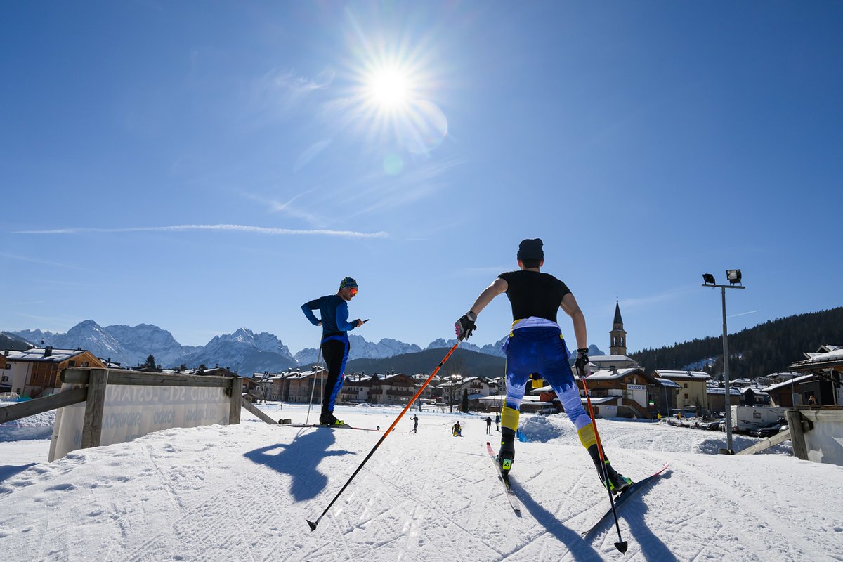 worldtriathlon's tweet photo. The sun shines down on Padola ☀️🏔️

It's a day for course testing ahead of all the racing to come.

We kick things off with the Winter Duathlon World Championships tomorrow 🙌

#WinterChamps #Multisport https://t.co/6iJfnhIuFk