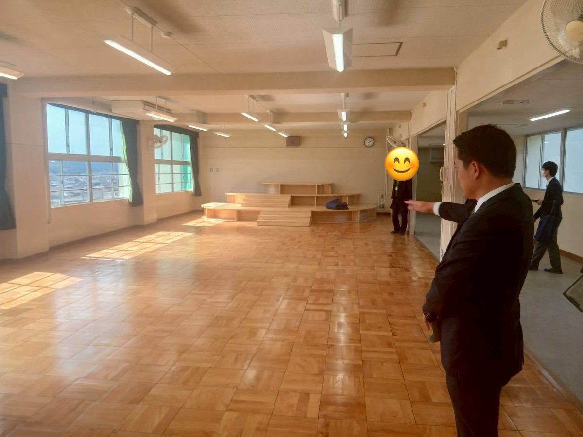 令和8年4月に開校する小中一貫の義務教育学校「藍東学園」を視察。教科ごとに教室を移動する教科センター方式や、好きなテーマ毎に異学年で集まる ...