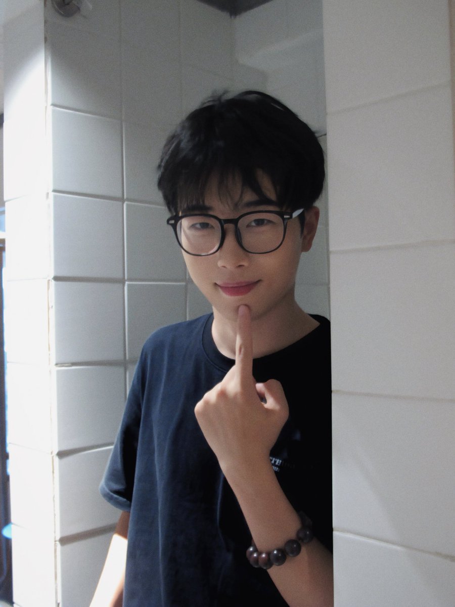 斐赛克斯 tweet media