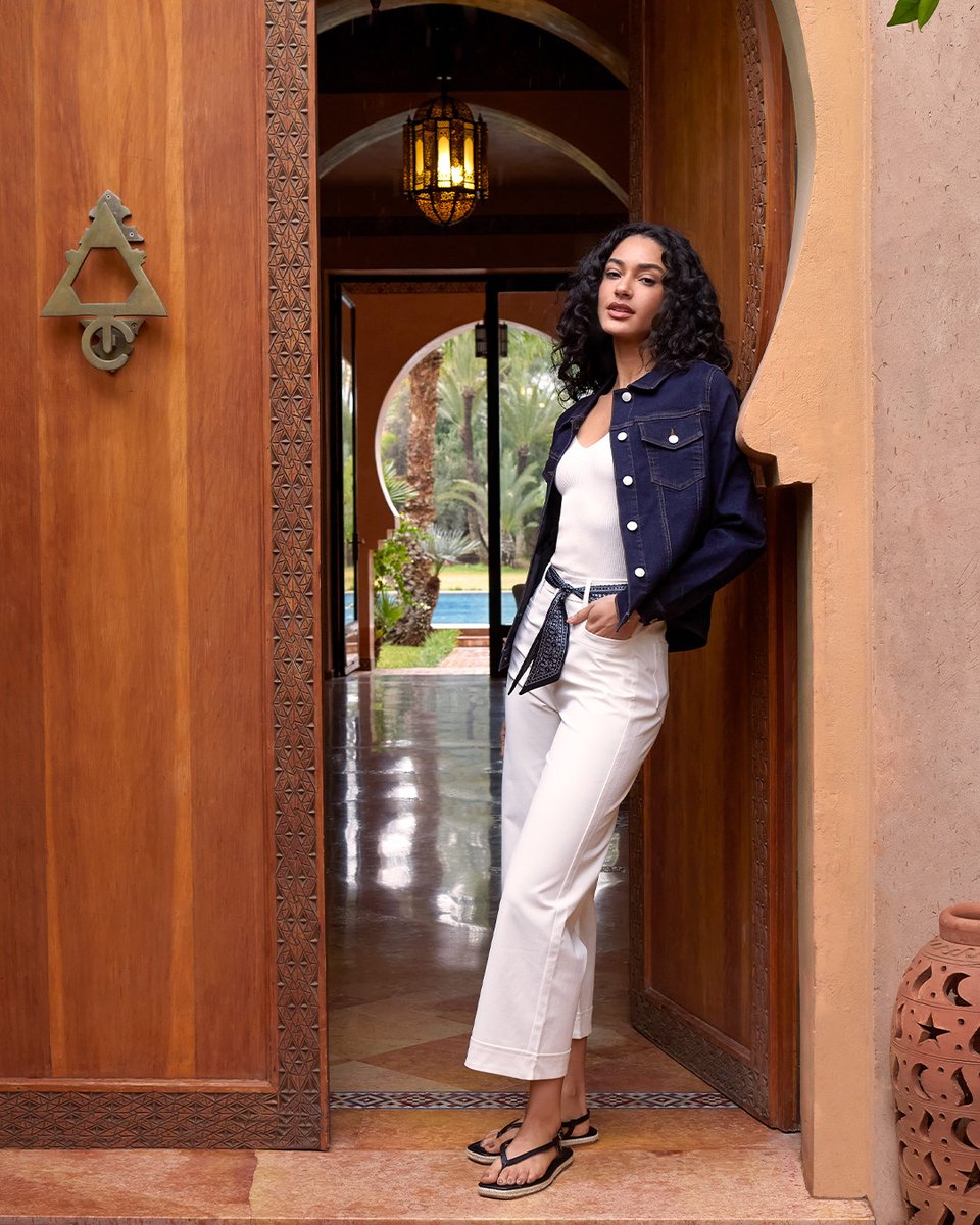 BlueVanilla tweet media