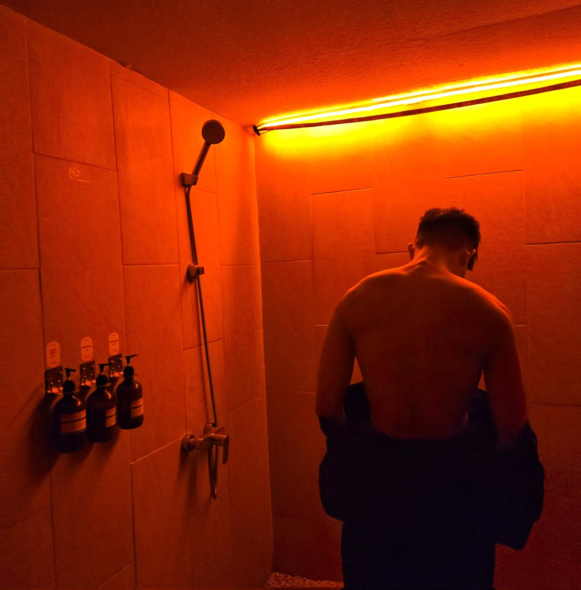 AniEdging💗 in BKK till 26 tweet media