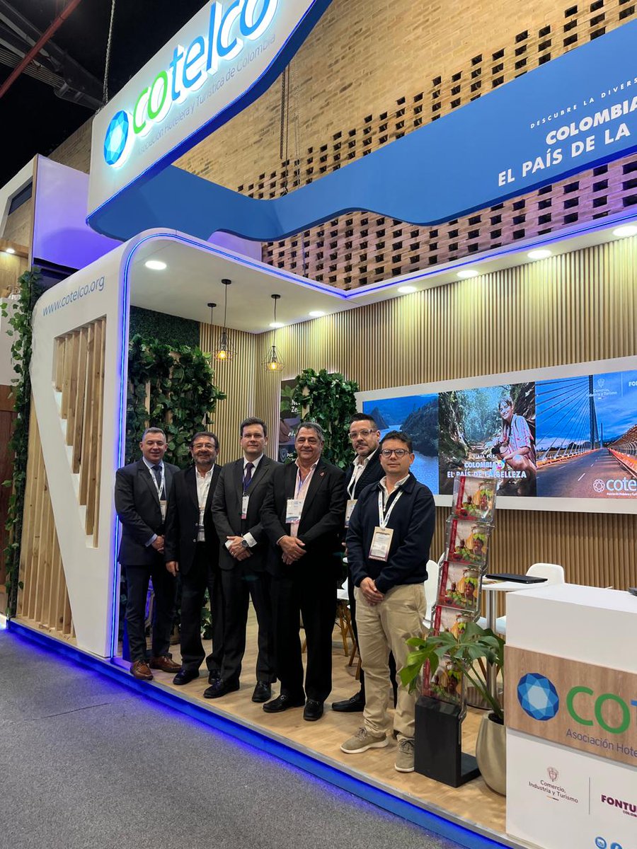 Presentes en una nueva edición de la Vitrina Turística de Anato donde contamos con un espacio para el encuentro con aliados estratégicos y representantes del sector.
Cotelco estuvo presente en la inauguración de "Colombia a la Mesa".