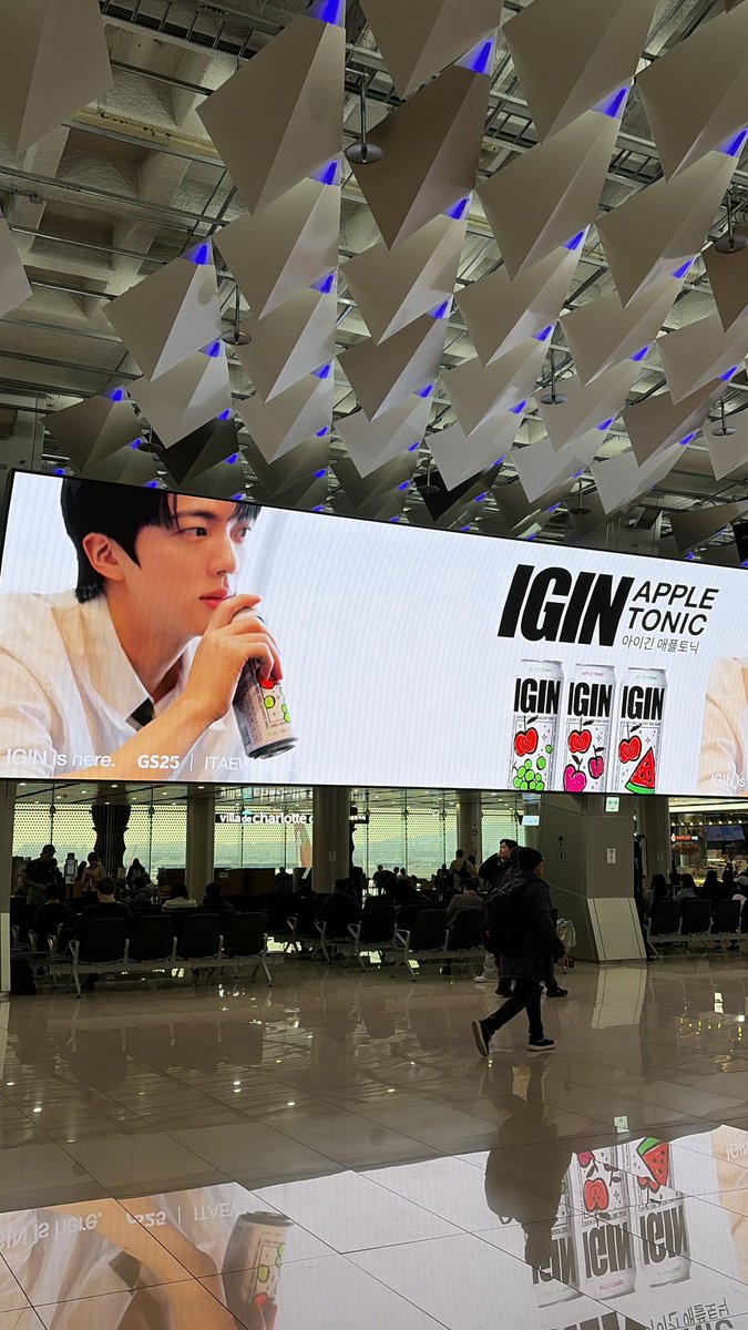 CEO and BA for his own brand, flex🔥