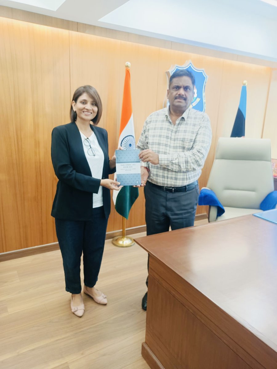 reesharma's tweet photo. Had the opportunity to present my book "Transforming Lives Behind Bars" to Shri K.L.N. Rao, DGP, Gujarat State &amp; DGP Correctional Administration, CID Crime and Railways. Discussed the importance of forensic psychological assessment and structured rehabilitation within Prisons. https://t.co/rOXd5gQXit