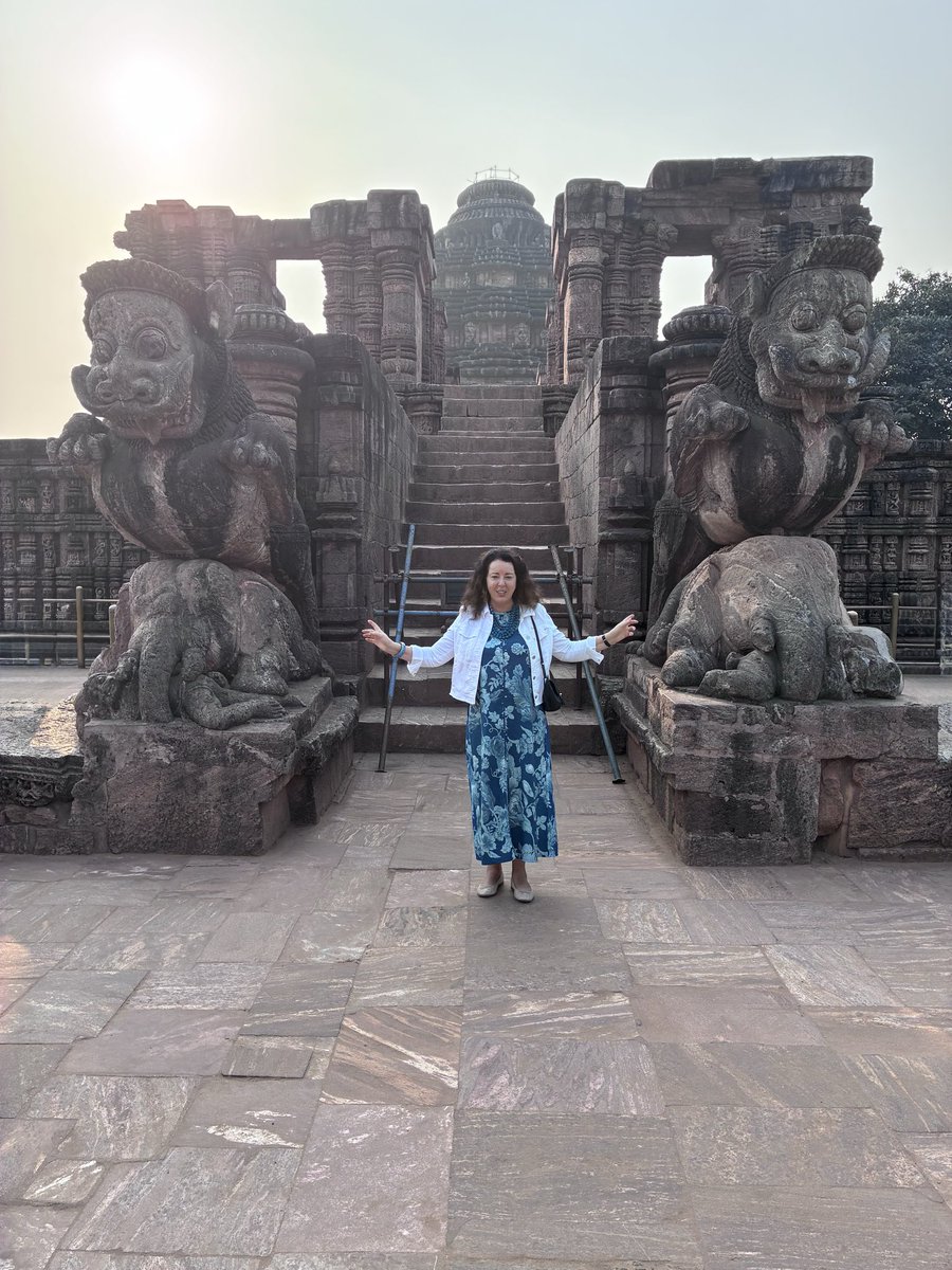 SwissAmbIND's tweet photo. During my visit, I marvelled at the Konark Sun Temple🌞🙏, where every carving showcased remarkable artistry. 
Here, #art, #science, and devotion come together, telling stories of mythology, music, astronomy, and human life. The sun-dial wheels especially stood out to me as they told time with incredible precision!⏱️ 
#Konark isn’t just a monument - it’s a masterpiece of a window into Odisha’s heritage. Grateful to have witnessed it.  
 #Odisha #temple #culture #history @SwissEmbassyIND @odisha_tourism @MinOfCultureGoI @ASIGoI